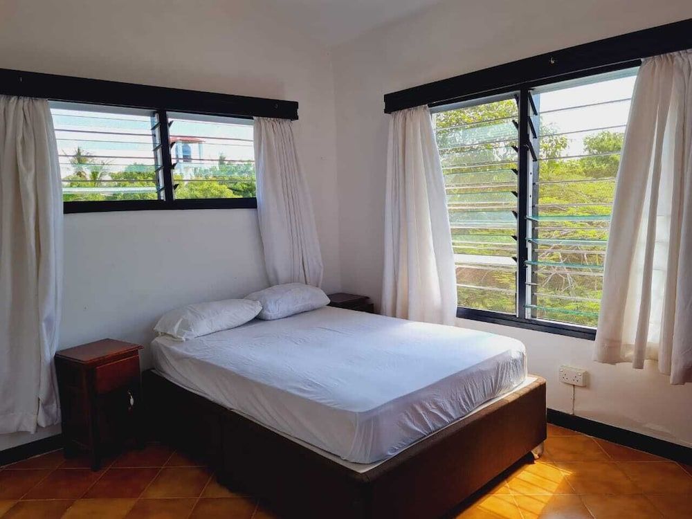 Lux Suites Sanuna Villas Diani