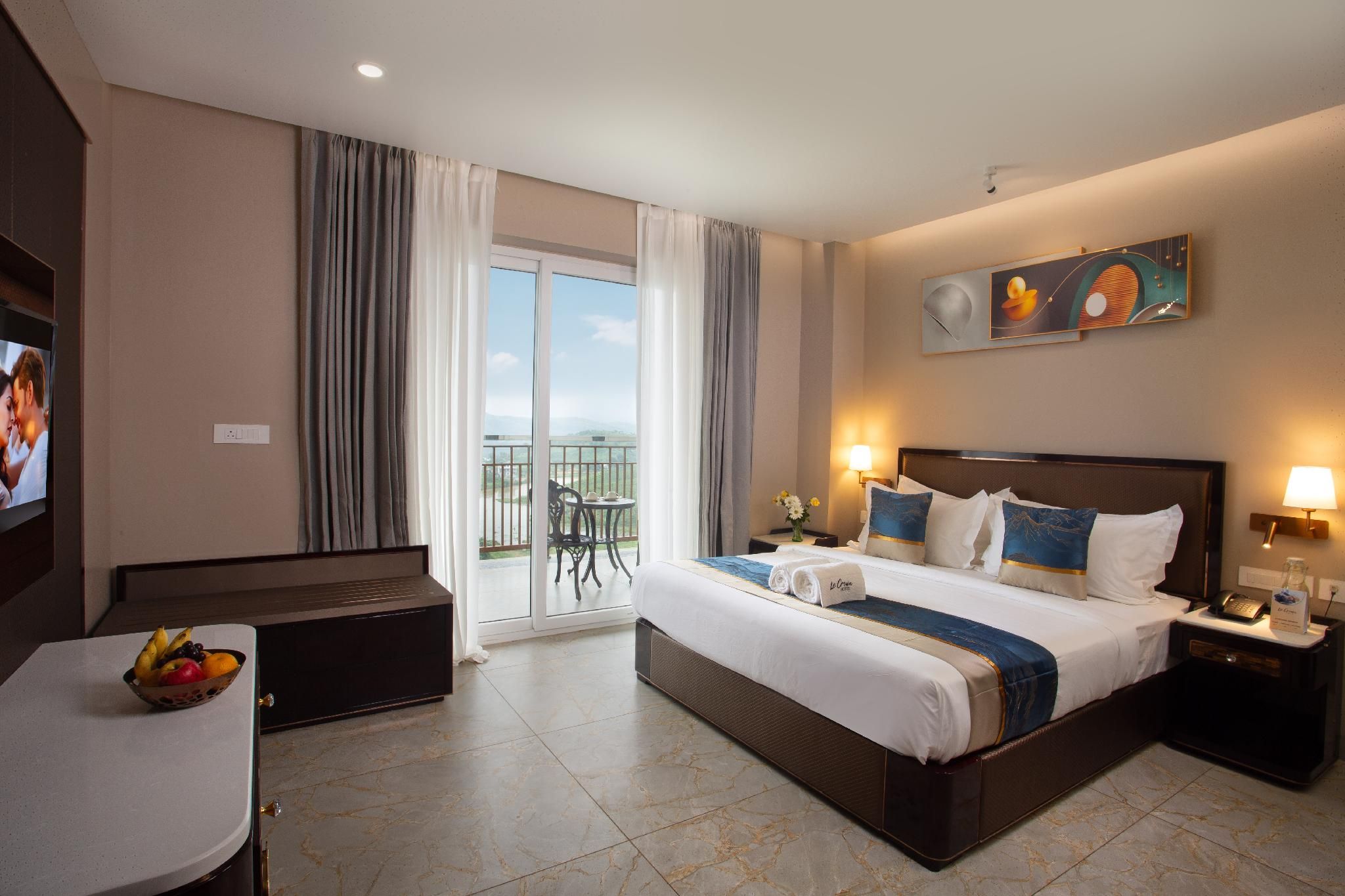 Le Crown Hotel Mountain View 2