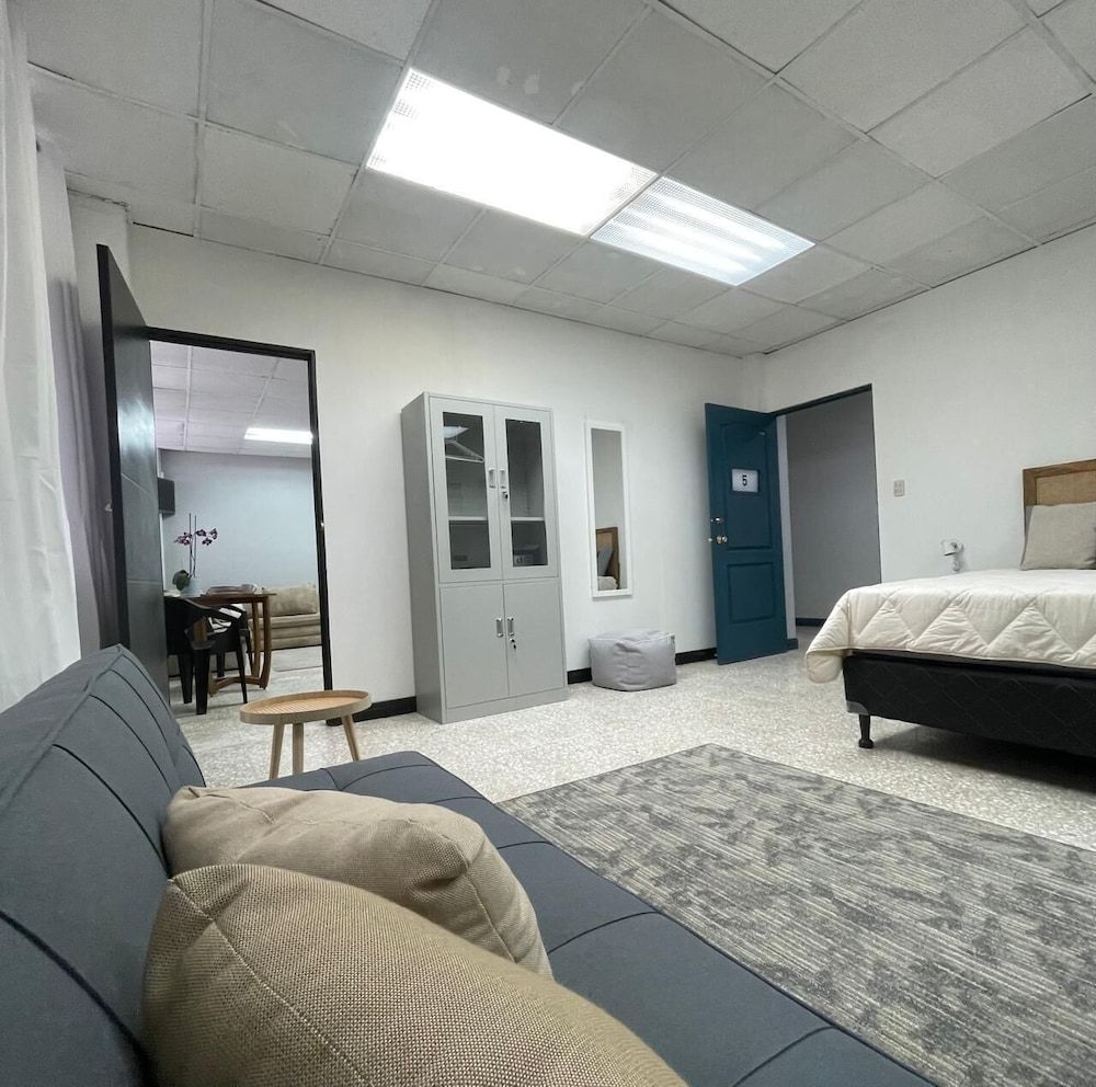 San José Downtown Suites Standard Room, City View 4