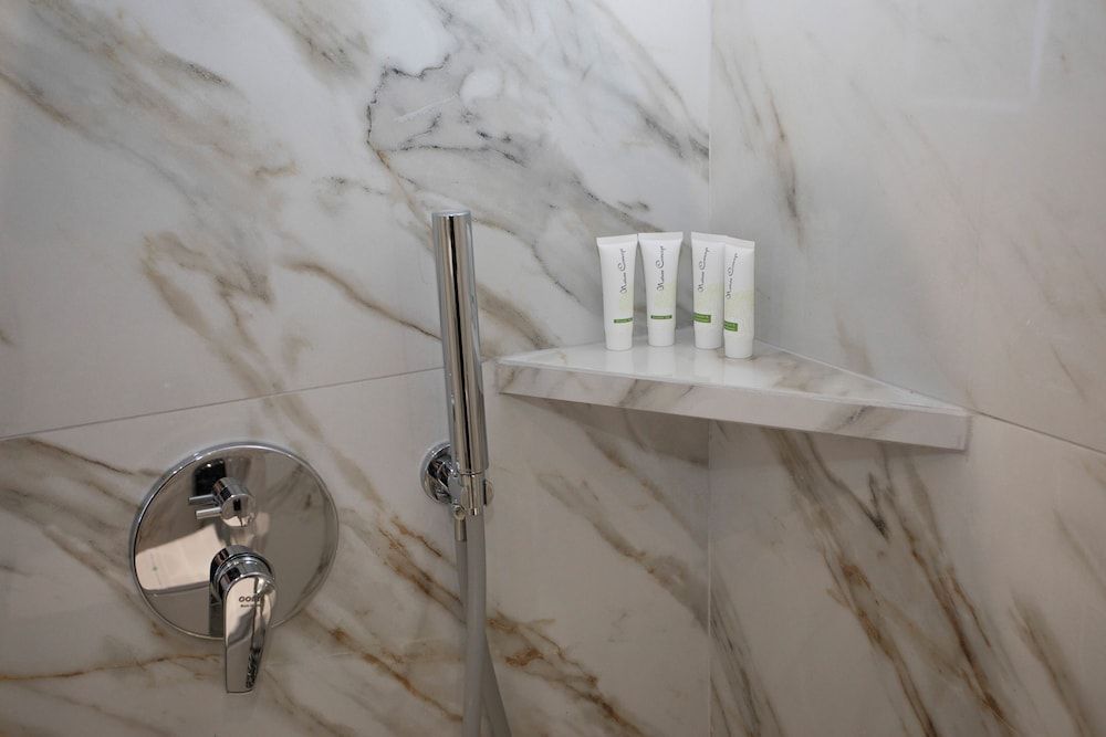 Villa Klaus Hotel  Deluxe Double Room, City View 10