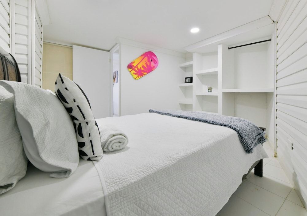 Bay Winds Inn Basic Double Room