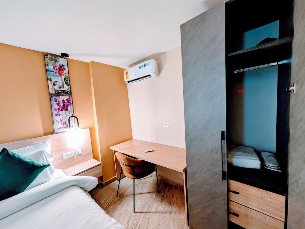 Condos De La ChiChi Economy Room 5