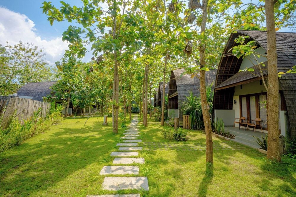 Kayu Jati Cottages
