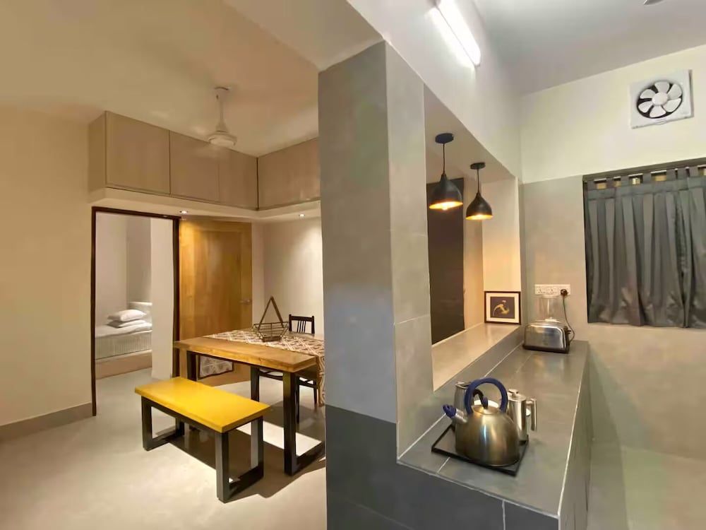 CITY VIEWS HOTEL WITH HOUSEKEEPING Deluxe Room, City View 3