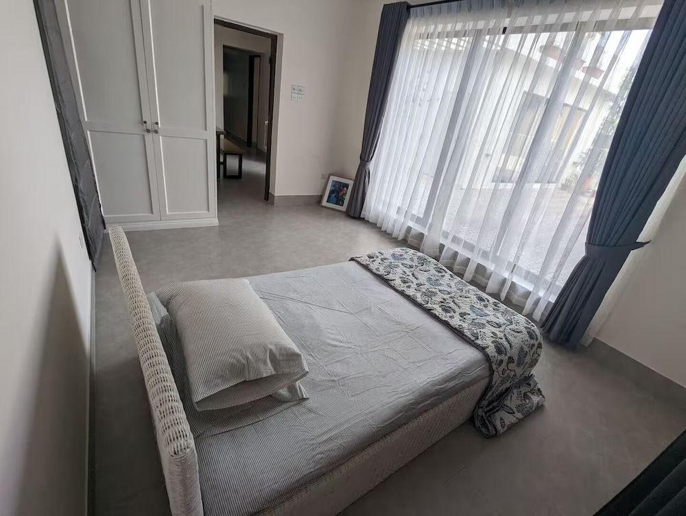 CITY VIEWS HOTEL WITH HOUSEKEEPING Deluxe Room, City View 2