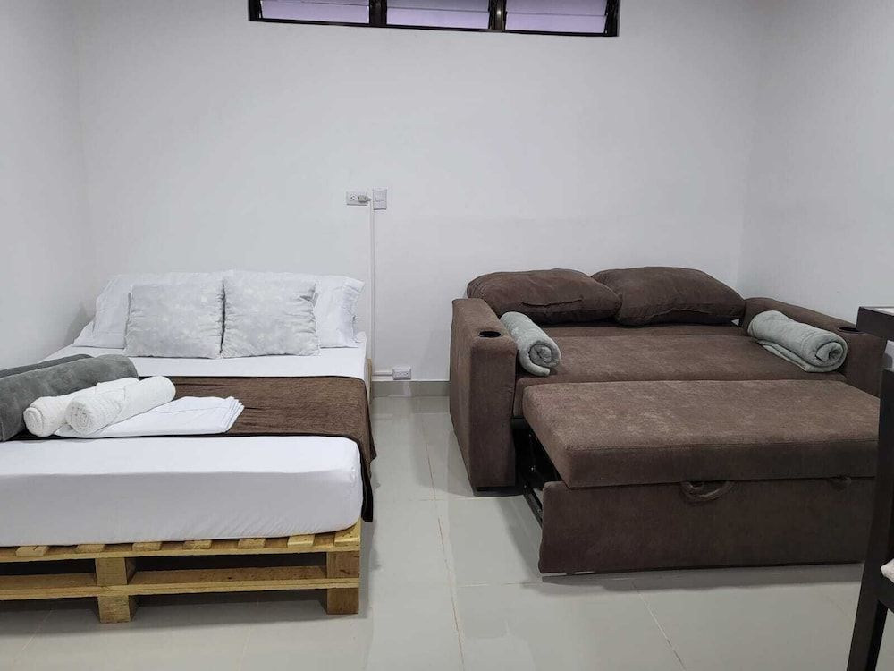 BnB Eco Stay Deluxe Studio 11