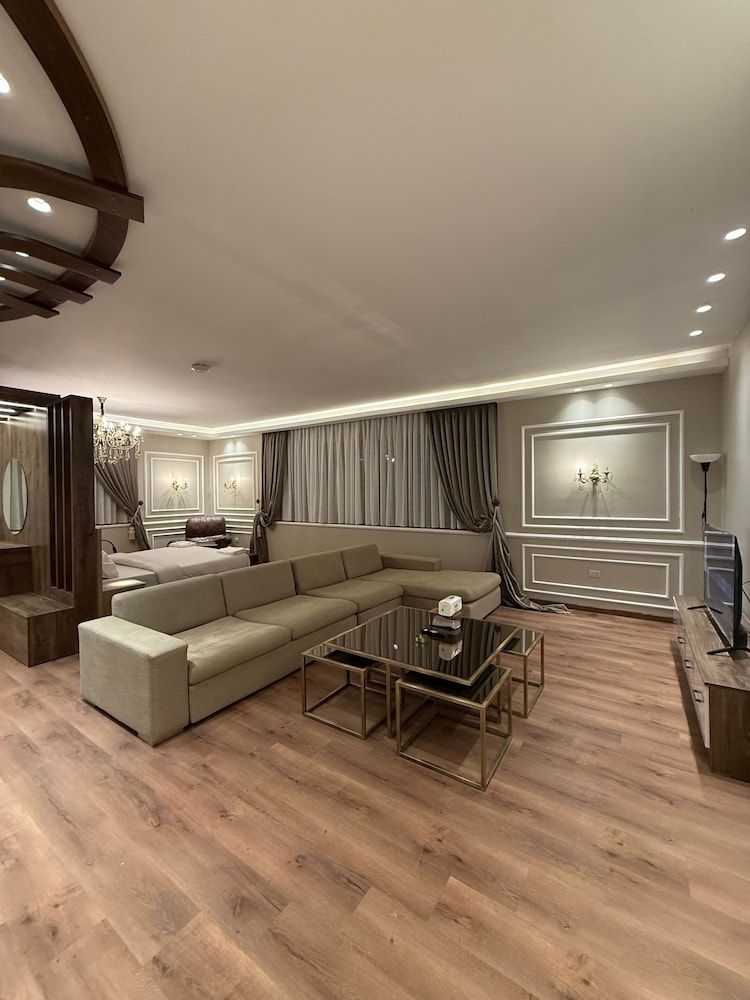 Amazing Rooftop Studio at Abdoun 702