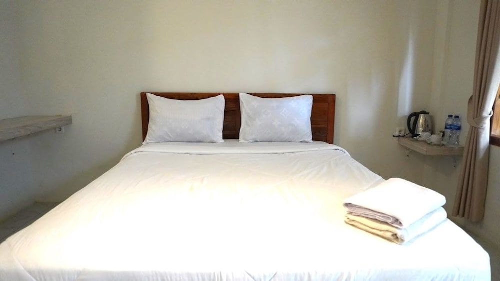 Savira Golo Koe Labuan Bajo Basic Double Room 11