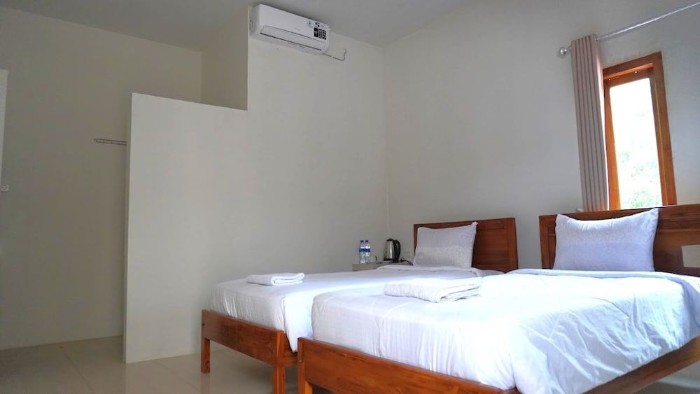 Savira Golo Koe Labuan Bajo Basic Double Room 6
