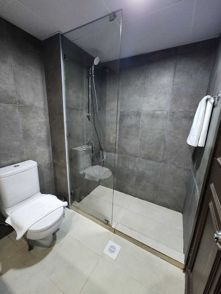 Phoenicia Hotel-Hoora Twin Room 2