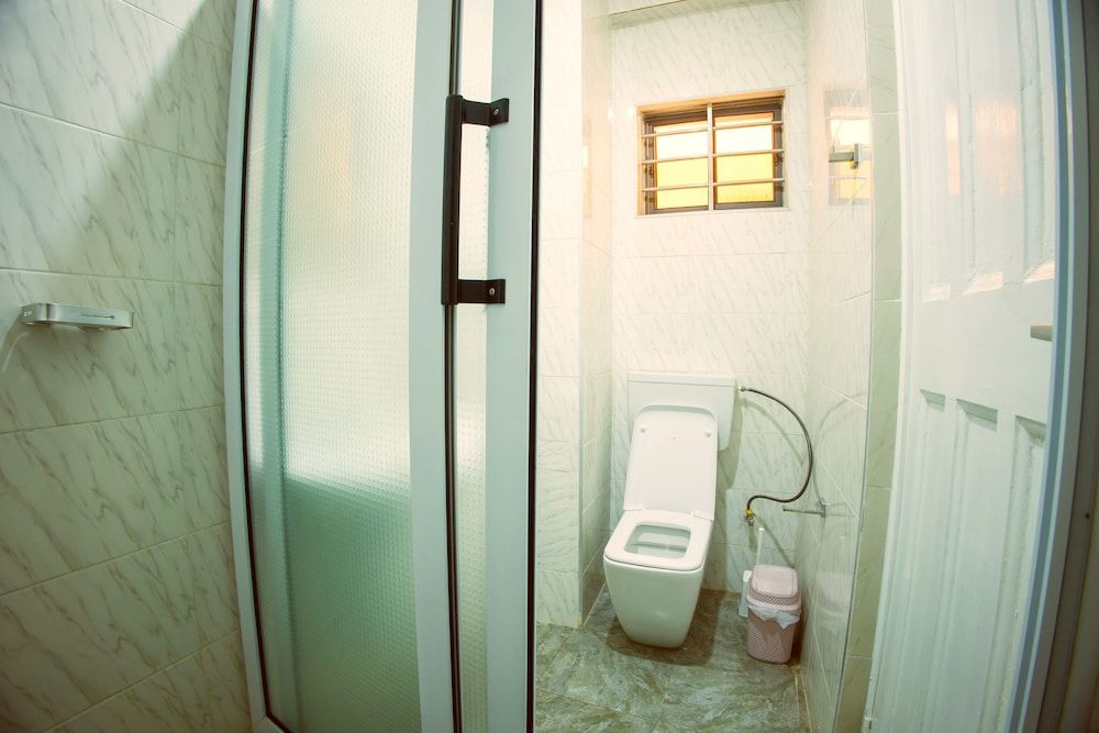 Edens Villa Kumasi Deluxe Villa, City View 6