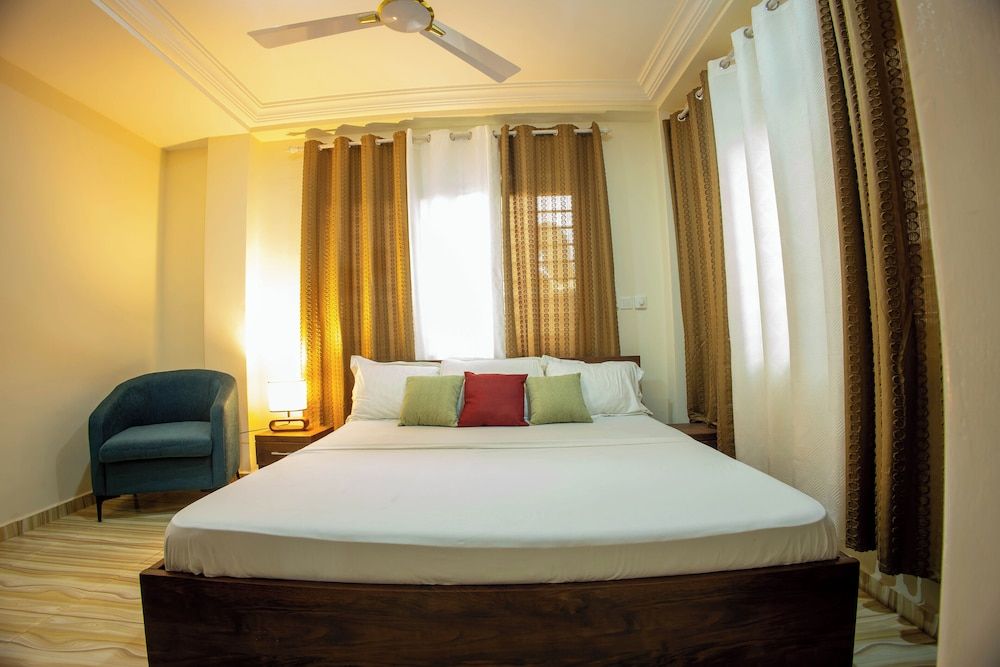 Edens Villa Kumasi Deluxe Villa, City View 2