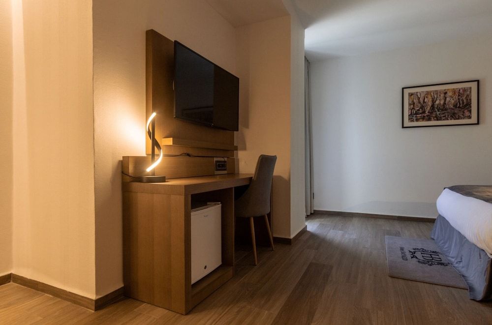 Bayazid Hotel Suite 11