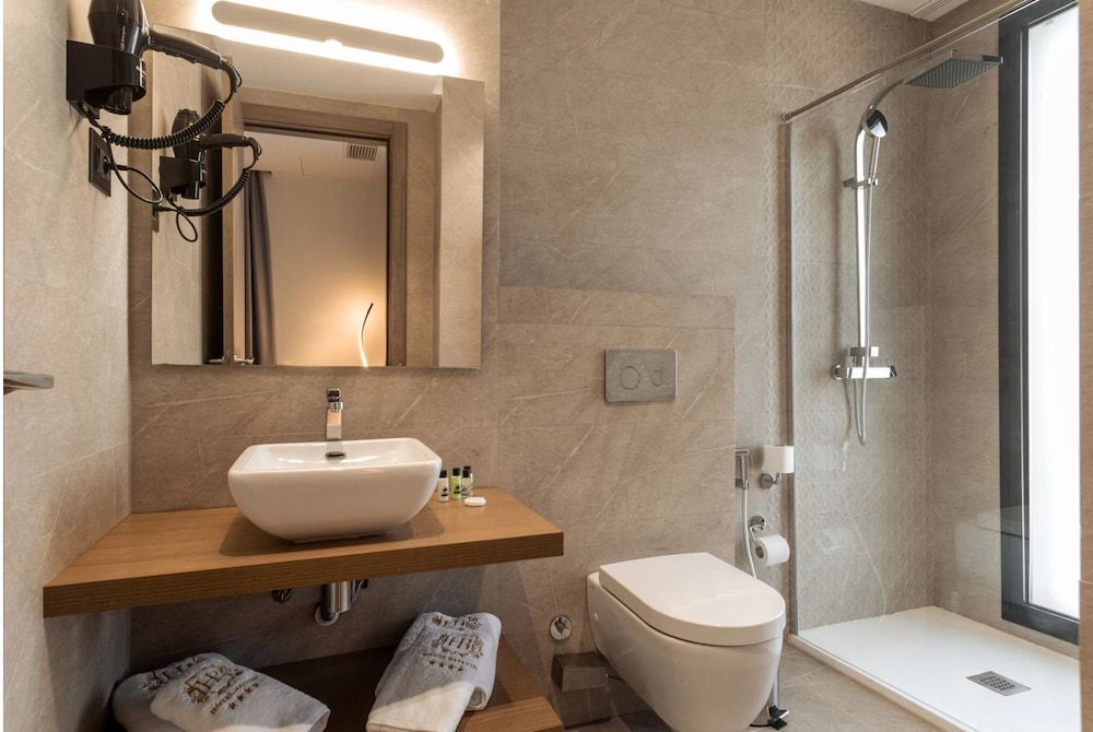 Bayazid Hotel Standard Double or Twin Room, Private Bathroom 7