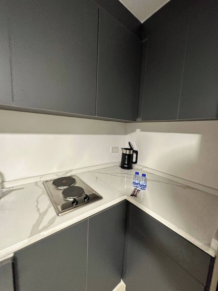 Stylish Luxe Apartment Fr 0005 Apartment, 1 Bedroom, City View 7