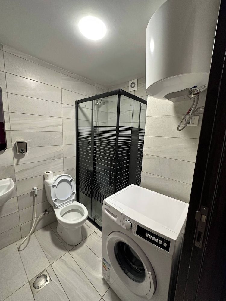 Stylish Luxe Apartment Fr 0005 Apartment, 1 Bedroom, City View 4