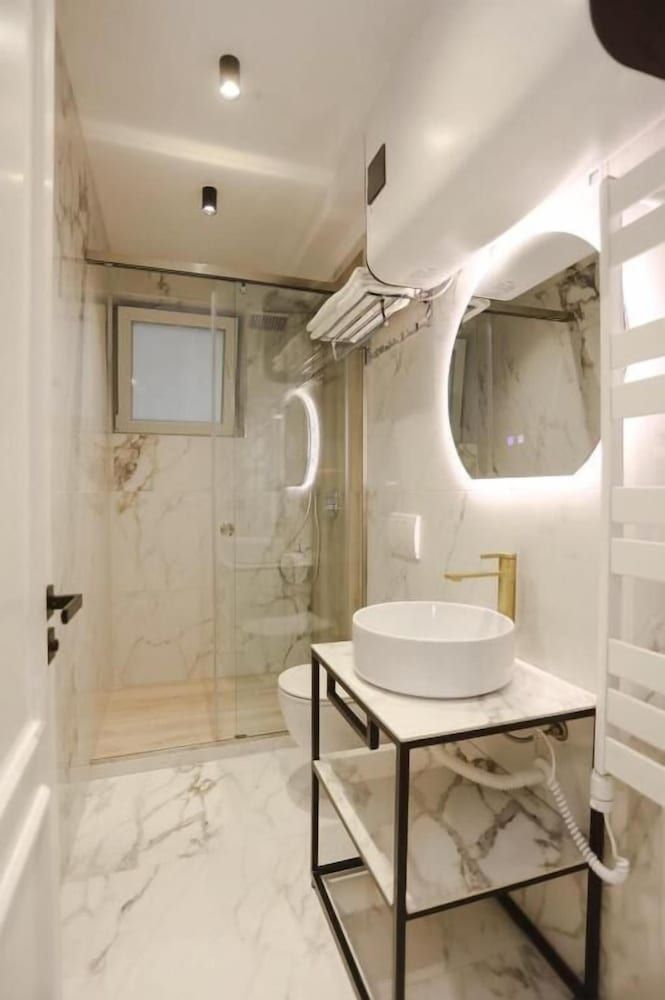 Shkodra Studio Apartment Classic Apartment, Balcony, Mountain View 7