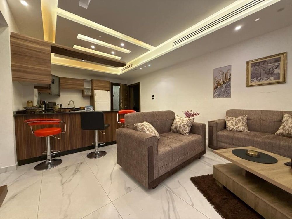 Charming 3 Bedroom Apartment in Amman Apartment, 2 Bedrooms, Smoking, Balcony 22