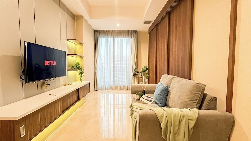 Modern Big 1Br Apartment Branz Simatupang