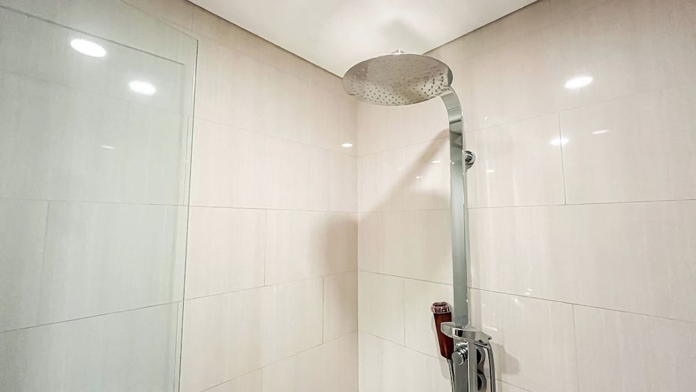 Modern Big 1Br Apartment Branz Simatupang Standard Apartment 6