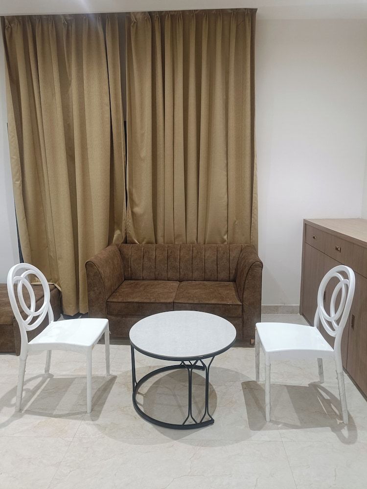 Hotel Satkar Inn