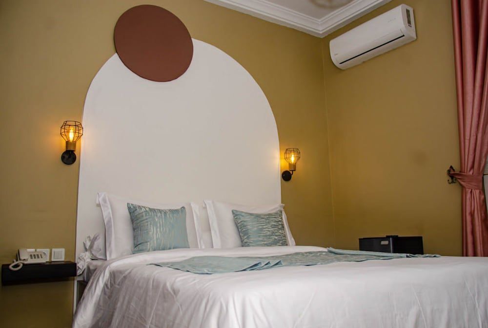 Hotel De L'Air Standard Double Room, City View