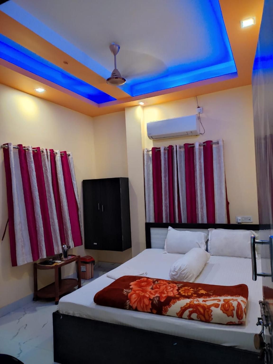 Deteex Hotel Baluchar Non - AC Standard Room 3