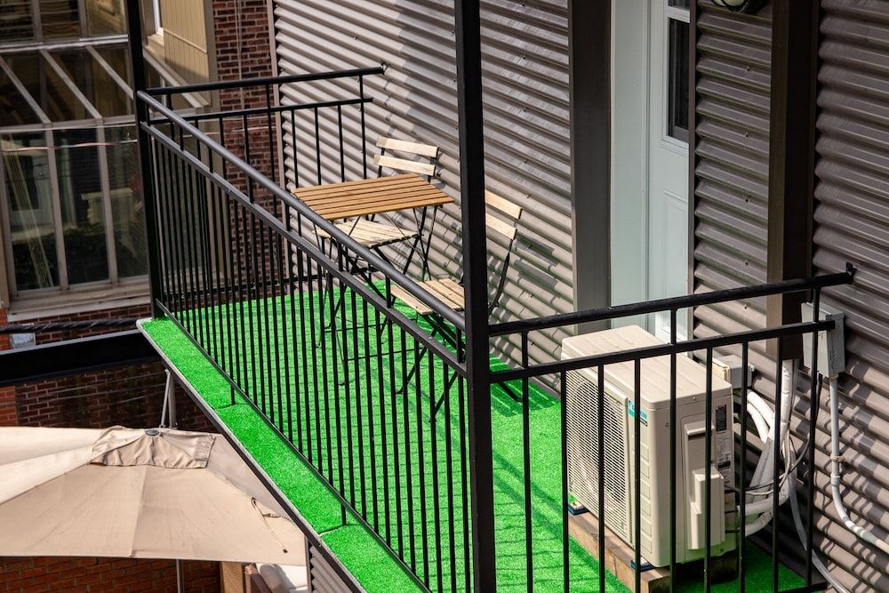 Unique Stays - 3690 St-Denis City Apartment 79