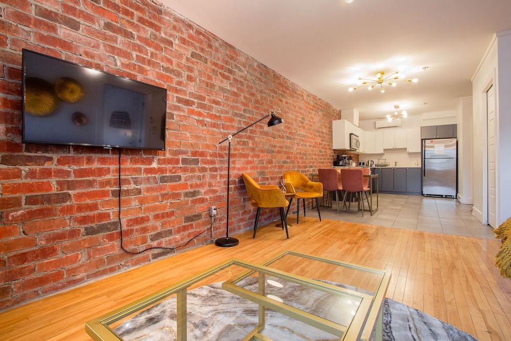Unique Stays - 3690 St-Denis City Apartment 163