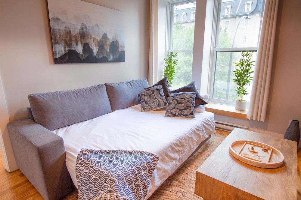 Unique Stays - 3690 St-Denis City Apartment 55