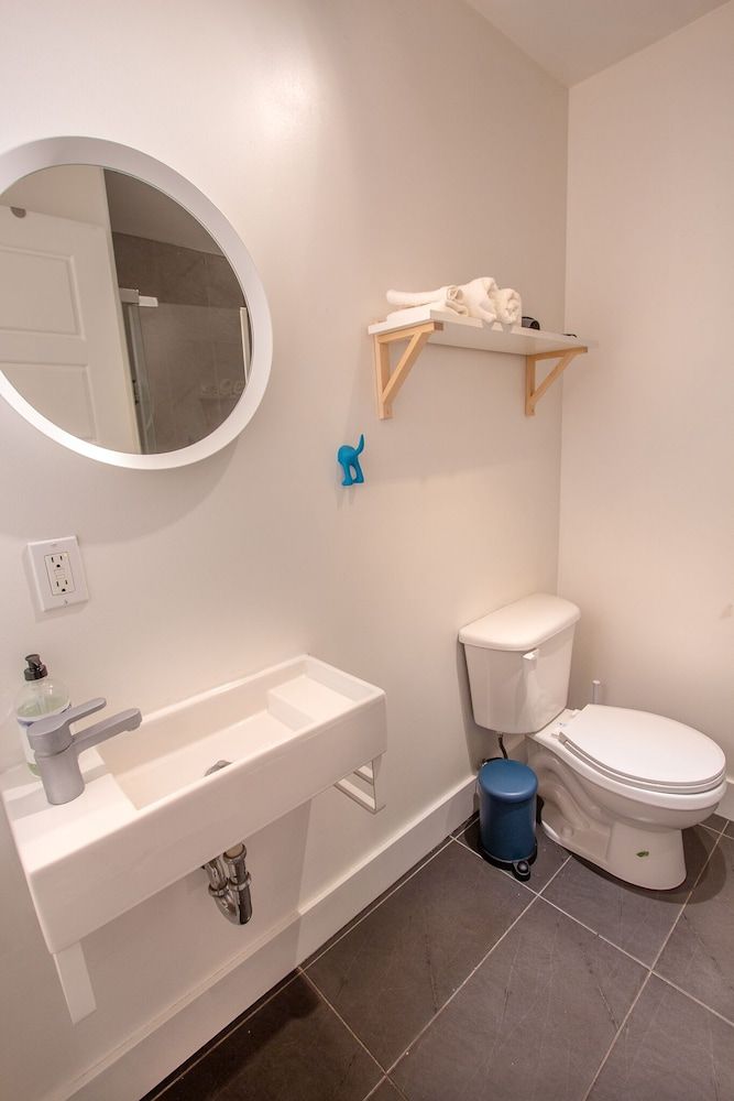 Unique Stays - 3690 St-Denis City Apartment 103