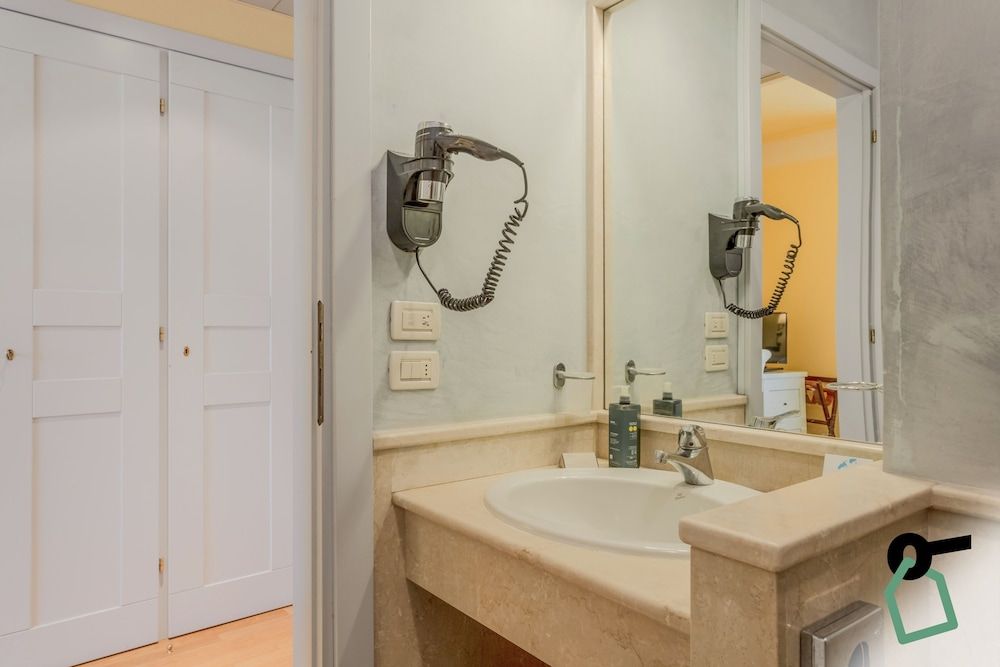 Hotiday Room Collection - Calambrone Double Room 7