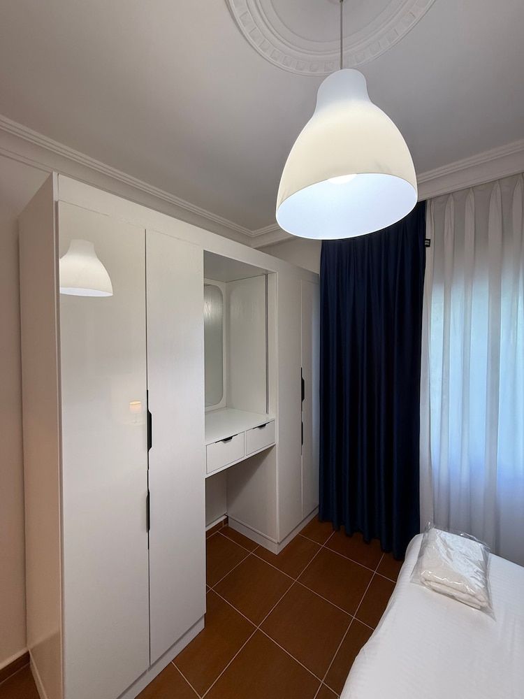 3bedroom Aprt of 200sqm Near Movenpick Hotel Amman Apartment, 3 Bedrooms, Accessible, Smoking 21