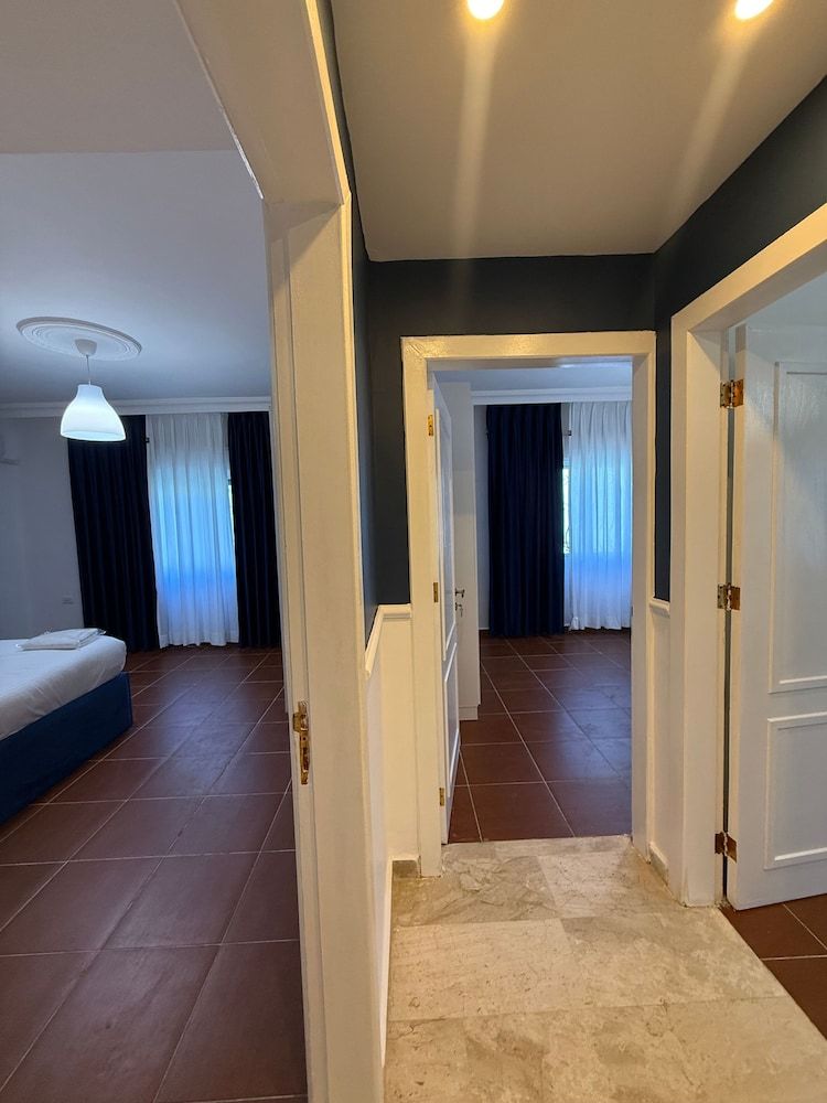 3bedroom Aprt of 200sqm Near Movenpick Hotel Amman Apartment, 3 Bedrooms, Accessible, Smoking 27