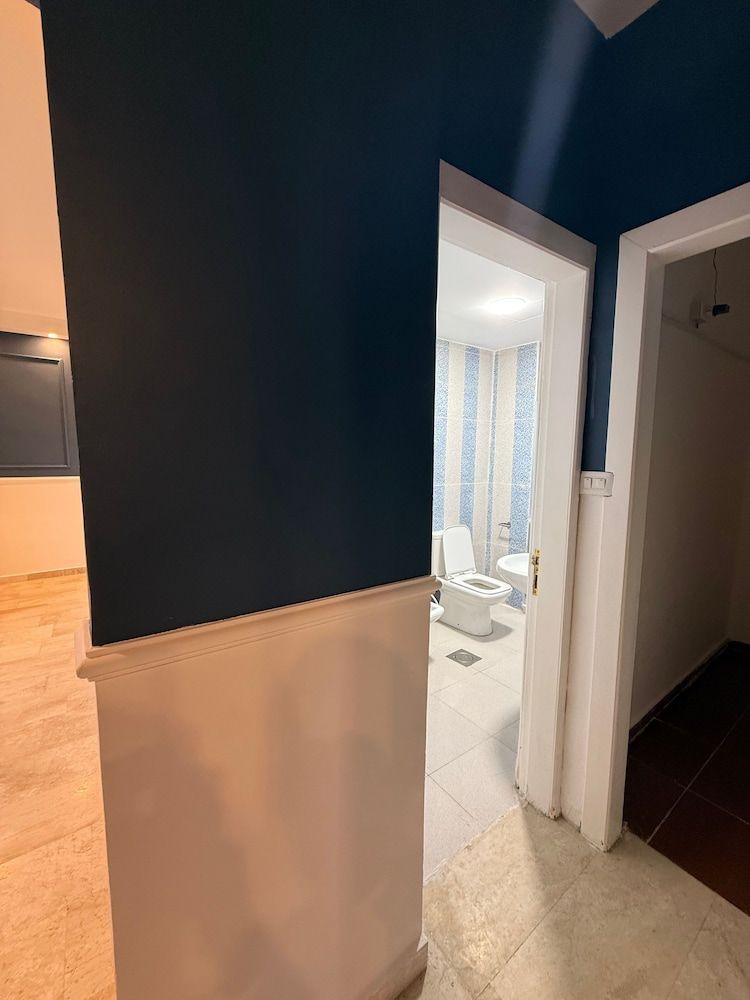 3bedroom Aprt of 200sqm Near Movenpick Hotel Amman Apartment, 3 Bedrooms, Accessible, Smoking 17