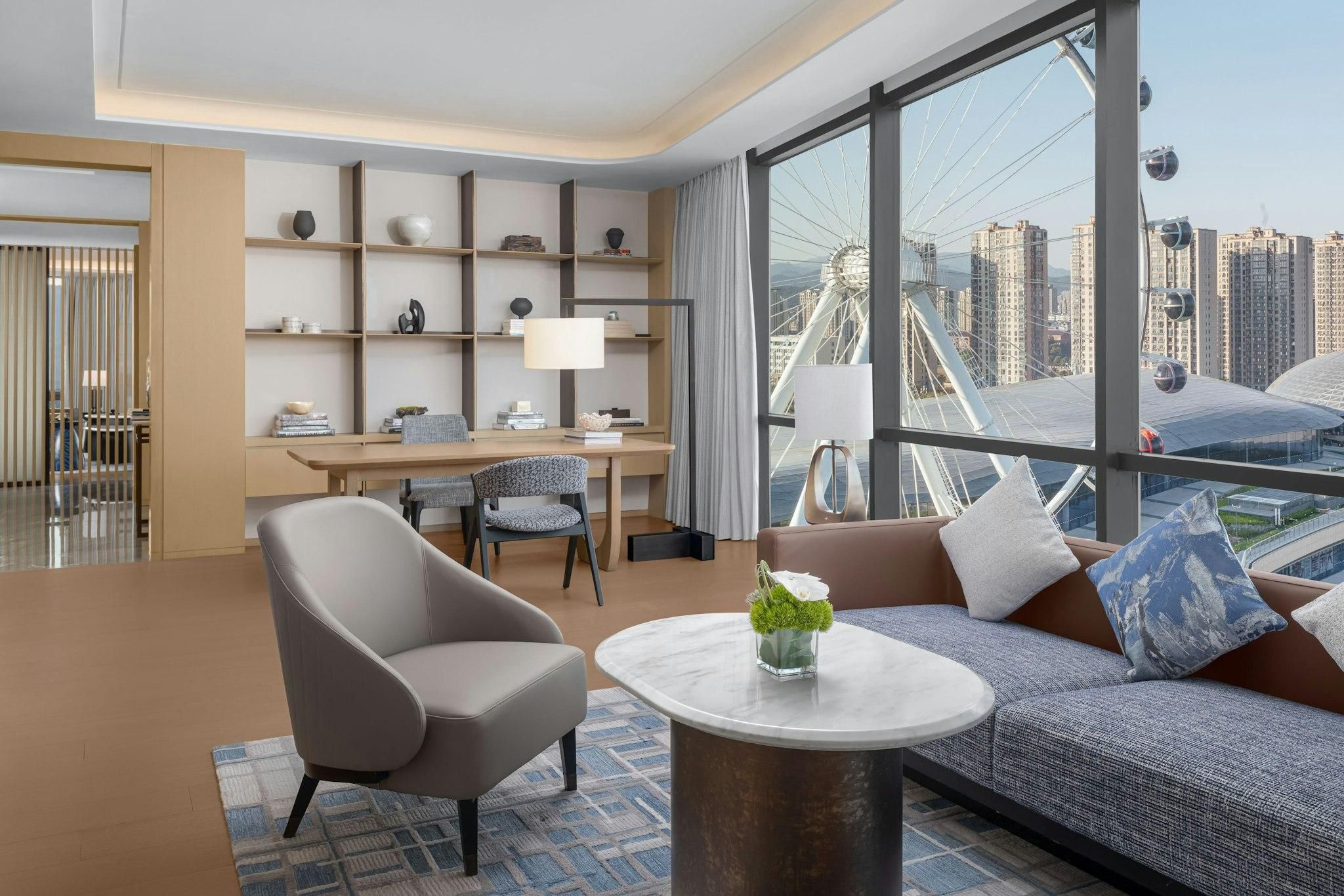 Deqing Marriott Hotel Ambassador Suite, Suite, 1 King, Ferris wheel view 3