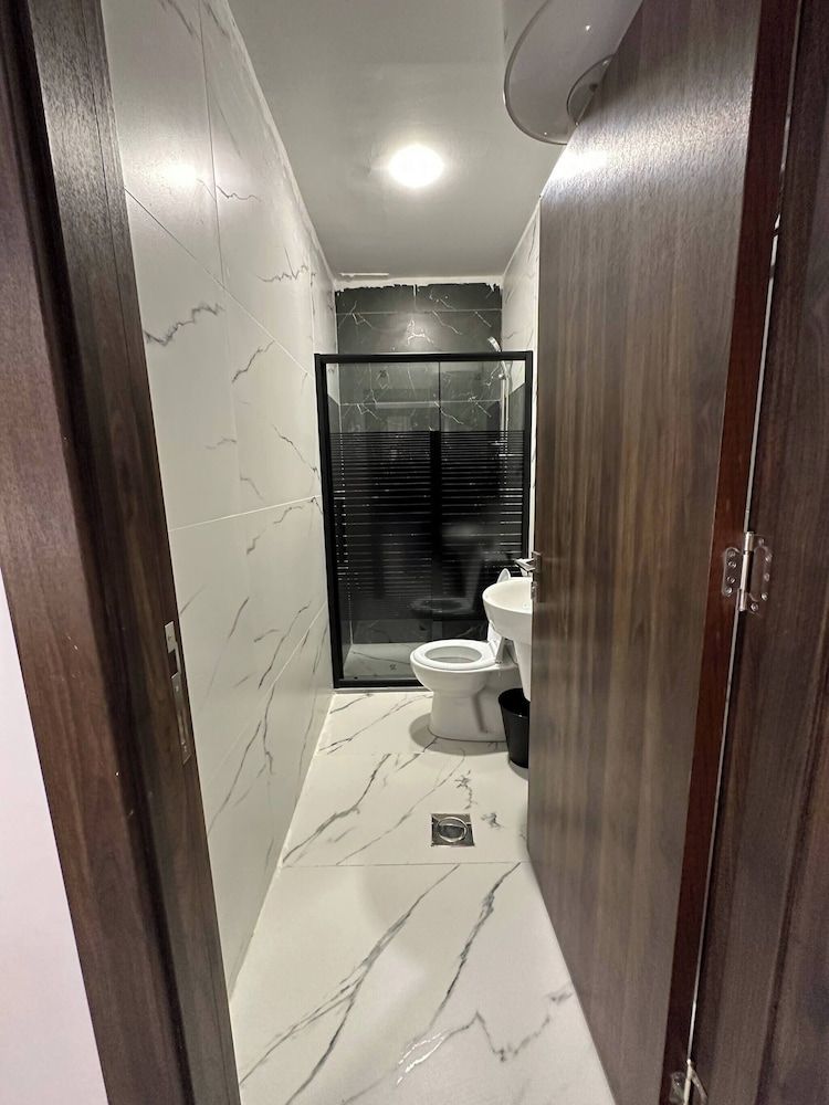 Stylish Luxe Apartment Fr 0003 Apartment, 1 Bedroom, Accessible, Smoking 9