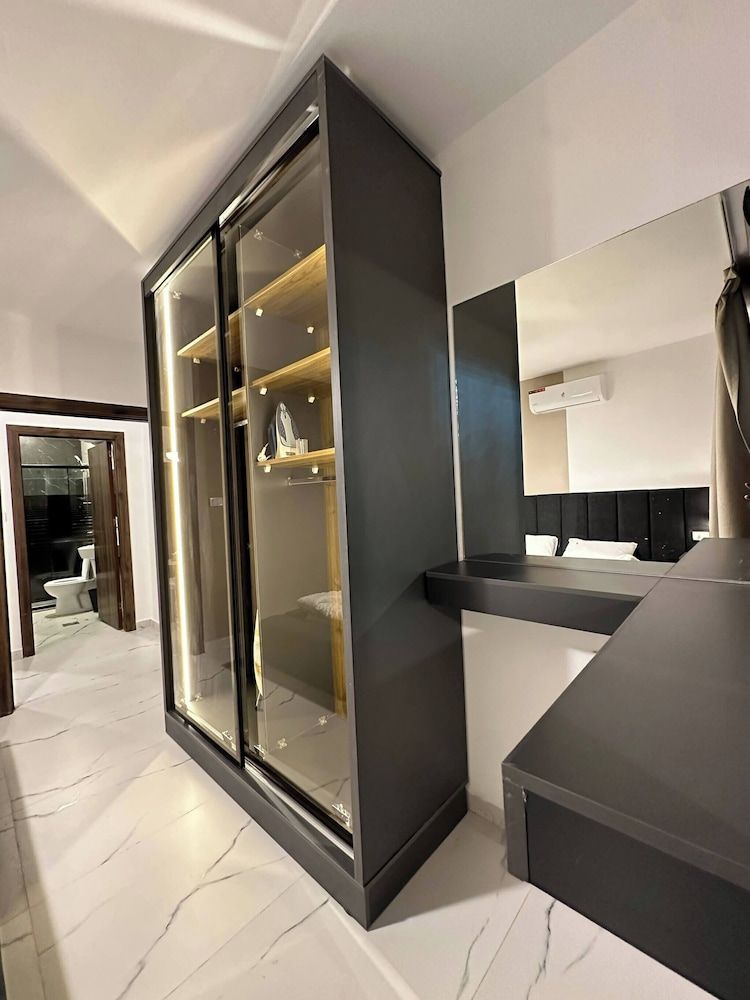 Stylish Luxe Apartment Fr 0003 Apartment, 1 Bedroom, Accessible, Smoking 17