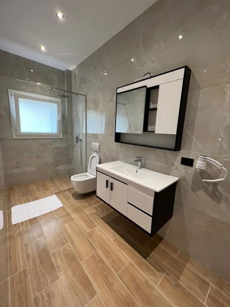 Green Garden Villa Quadruple Room, Garden View 85