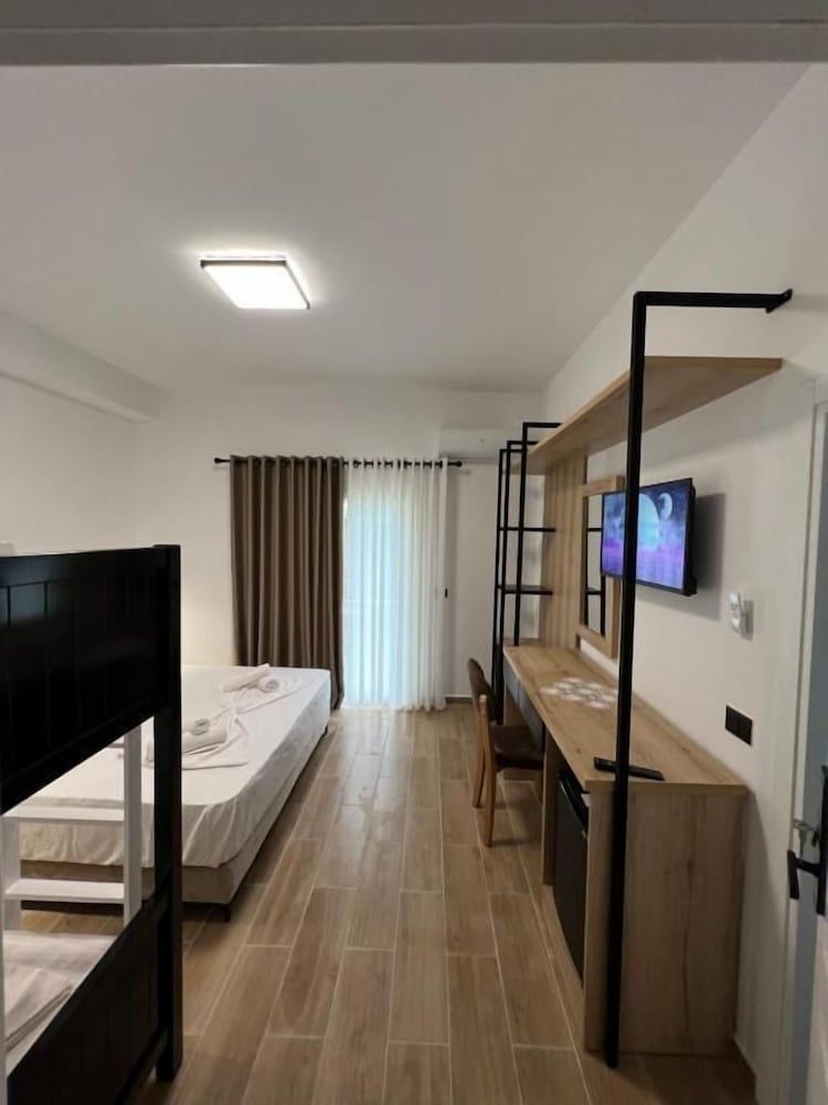 Green Garden Villa Quadruple Room, Garden View 40