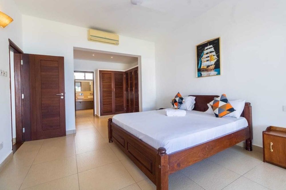 Lux Suites Vee Xanadu Luxury Apartments Deluxe Apartment 6