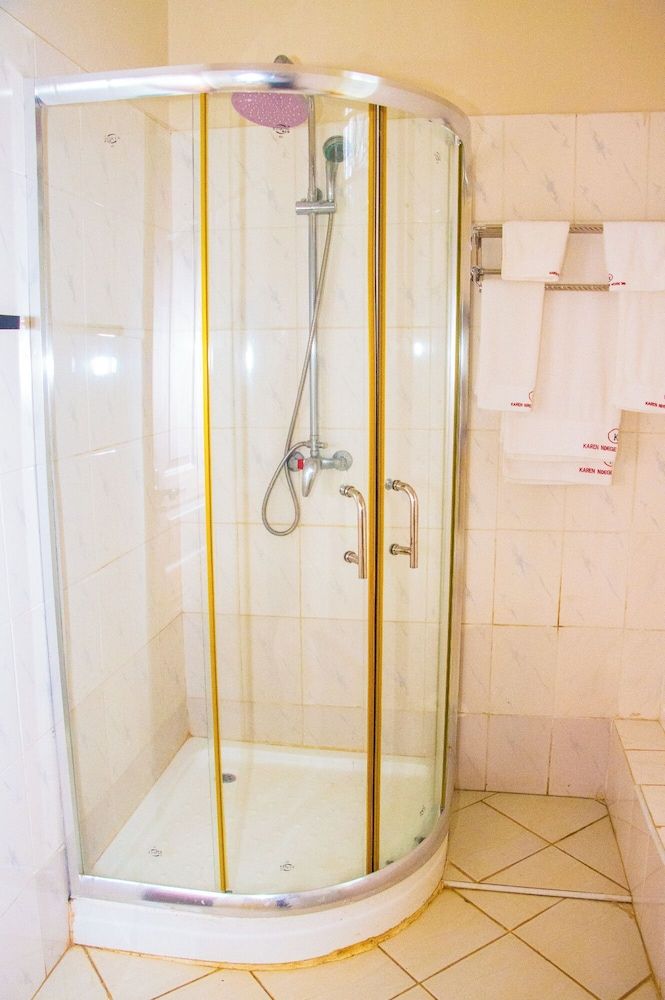 Blixen Resort & Spa Standard Room 4