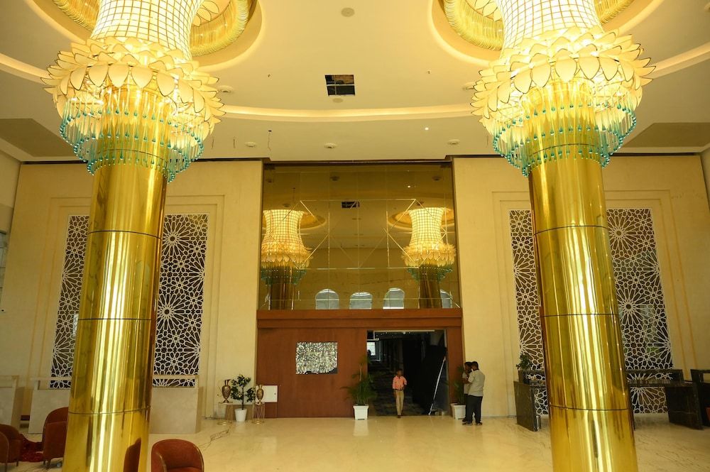 Maniratna Resort