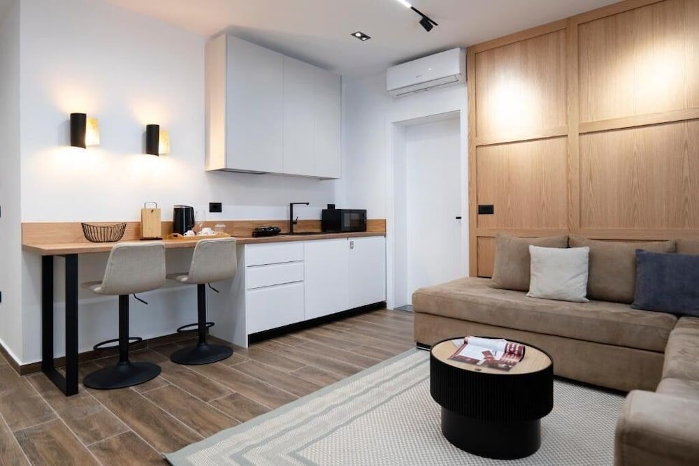 AL Apartments Tirana Premium Apartment 18