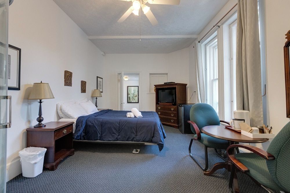 Hotel Le Cavalier - M11 Comfort Room 11