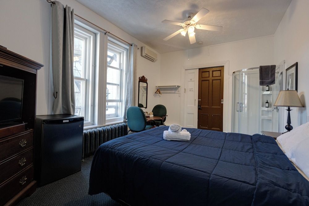 Hotel Le Cavalier - M11 Comfort Room 21