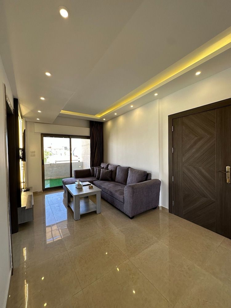 Luxurious Amman Apartment With Private Pool and Modern Amenities Apartment, 1 Bedroom, Accessible, Smoking 20