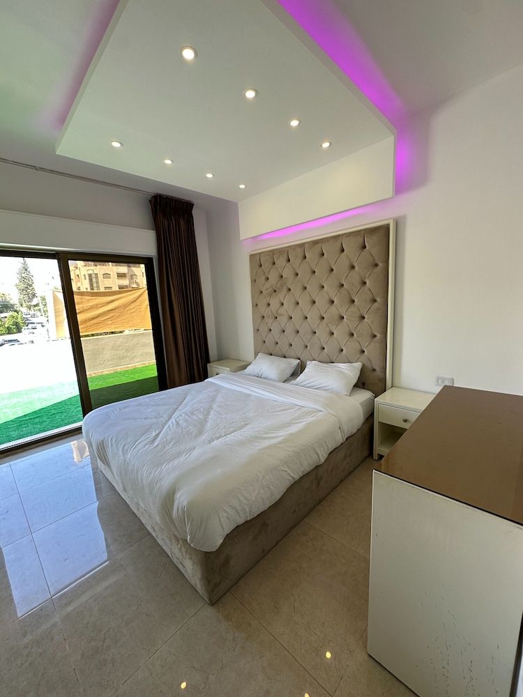Luxurious Amman Apartment With Private Pool and Modern Amenities Apartment, 1 Bedroom, Accessible, Smoking 2