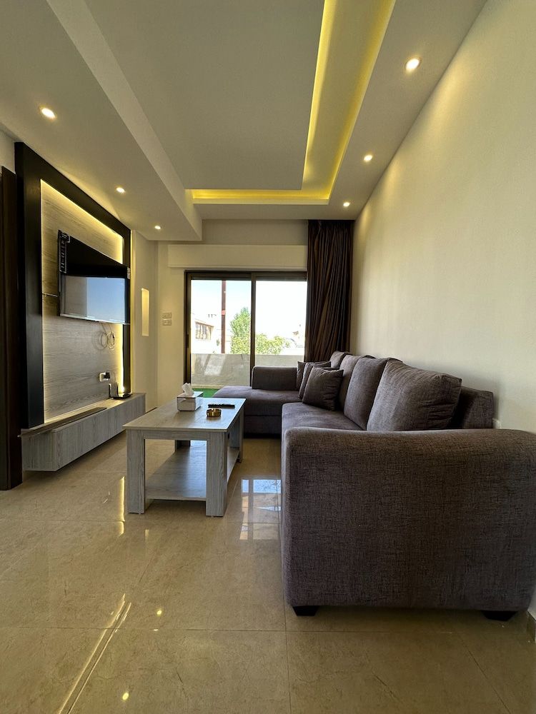 Luxurious Amman Apartment With Private Pool and Modern Amenities Apartment, 1 Bedroom, Accessible, Smoking 18