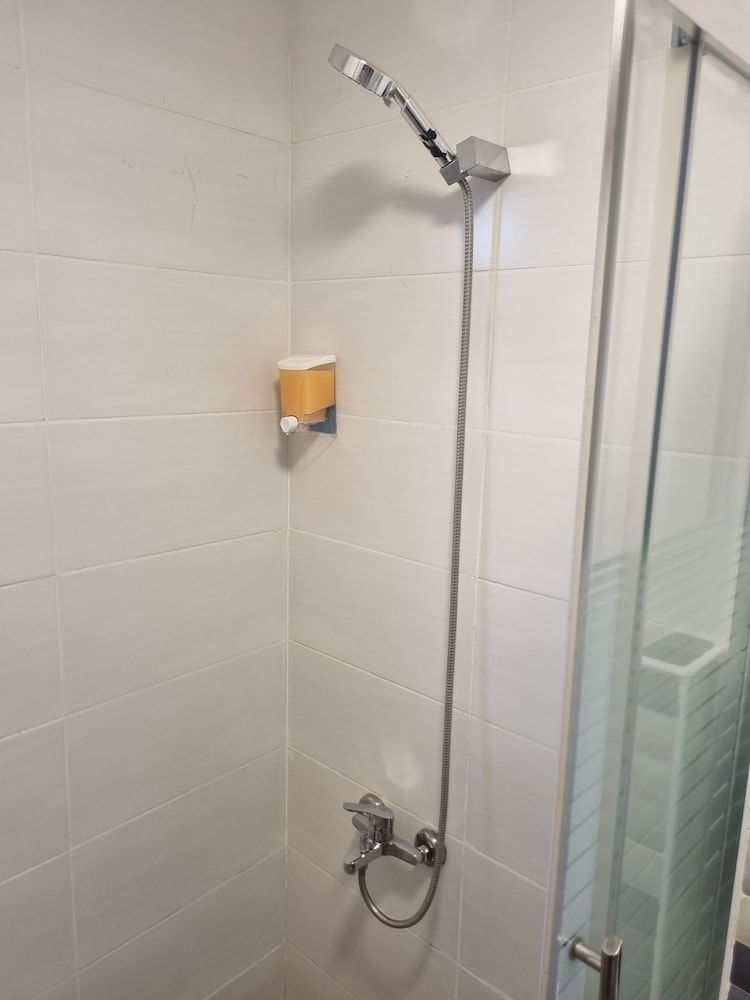 Luxurious Amman Apartment With Private Pool and Modern Amenities Apartment, 1 Bedroom, Accessible, Smoking 14